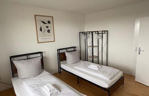 Ludwigshafen-Friesenheim Apartamento | Monteurs Wohnung über den Dächern der Stadt