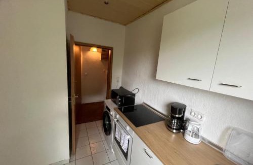 Neumuenster Apartamento | Monteurswohnung mit Durchgangszimmer nähe Innenstadt