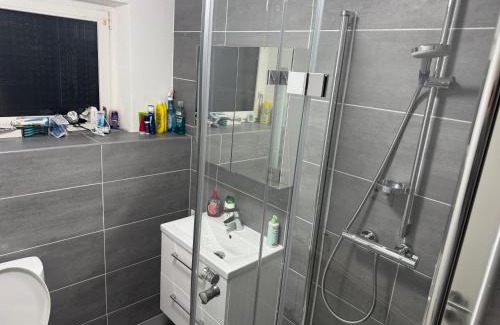 Ottweiler Apartamento | Monteurwohnung bis zu 6 Personen