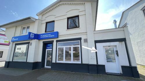 Brunsbuttel Apartamento | Monteurwohnung Brunsbüttel zentrale Lage mit Parkplatz & Schleusenblick