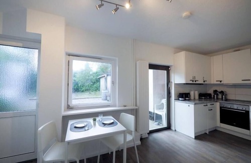 Bad Oldesloe Apartamento | Monteurwohnung für 6 Personen mit WLAN, Gäste-WC, TV – Bad Oldesloe Nähe Hamburg & Lübeck - OD11a