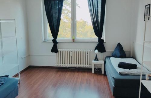 Wanheim-Angerhausen Apartamento | Monteurwohnung Ferienwohnung Duisburg Grenze Düsseldorf