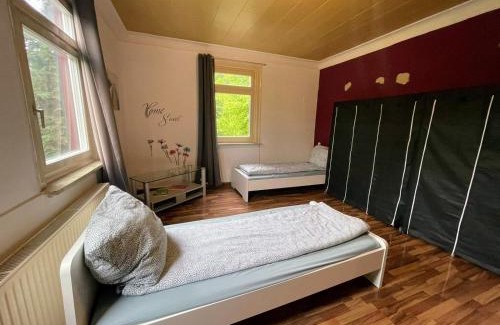 Pforzheim Apartamento | Monteurwohnung - Worker's apartment - Pforzheim Belremstraße