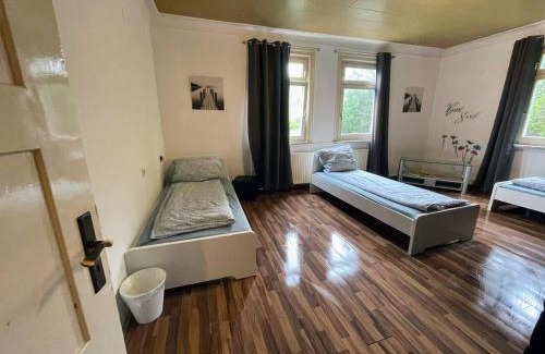 Pforzheim Apartamento | Monteurwohnung - Worker's apartment - Pforzheim Belremstraße