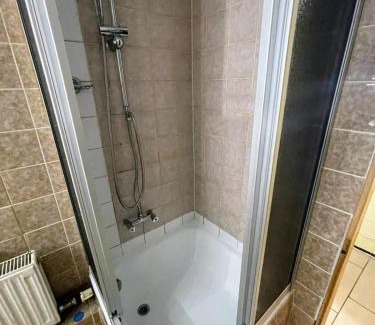Pforzheim Apartamento | Monteurwohnung - Worker's apartment - Pforzheim Belremstraße