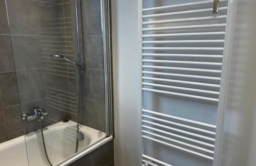 Coburg Apartamento | Monteurwohnungen Burchard I Paracelsus - Platz für 5 Personen