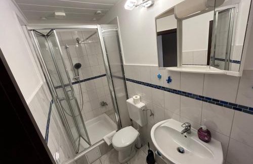 Neumuenster Apartamento | Monteurwohnungen nähe Holsten Galerie