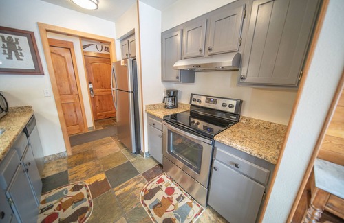Lakeside Village Condominio | Montezuma 1763