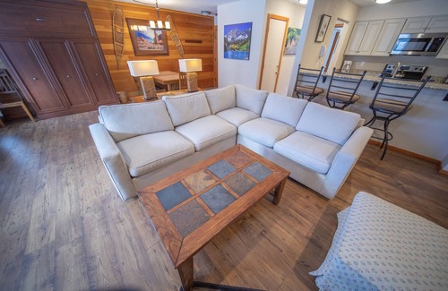Lakeside Village Casa | Montezuma 1770