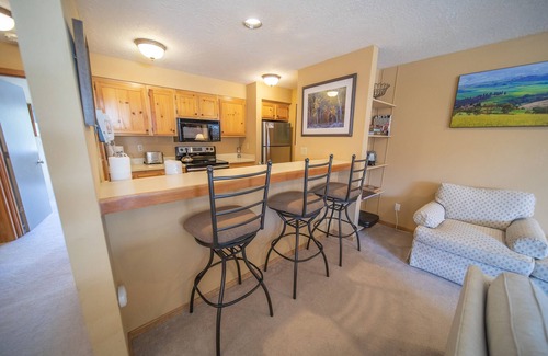 Lakeside Village Casa | Montezuma 1770