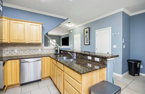 Corpus Christi Casa | Monthly Rates 3 Bedroom w/ Pool! Optional Golf Cart
