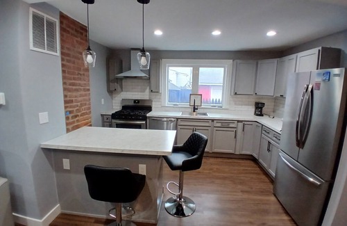 Ampere Apartamento | Monthly Stays: 2BR apartment 8 Min Walk from NJ Transit Train to NYC