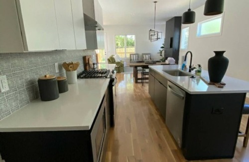 Haynes Area Casa | MONTHLY STAYS ONLY💎Luxury Brand New Home💎6 Beds