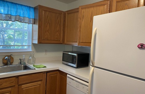 Osbornsville Casa | Monthly Summer Rental Home - beach passes included!