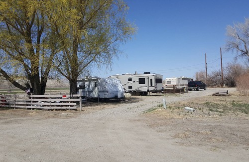 Lyon County Alquiler De RV | Monthly Trailer / Motor Home parking available