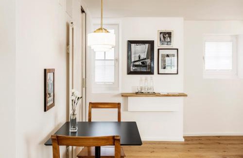 Old Town Hotel | Montmartre