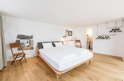 Old Town Hotel | Montmartre