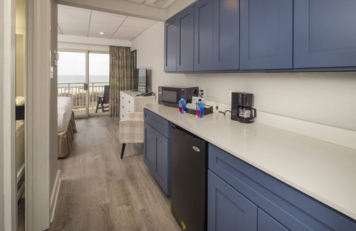 Cape May Hotel | Montreal Beach Resort