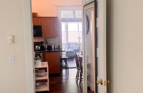 Moody Cabaña | Moody Bee Cottage #206, Wells Maine