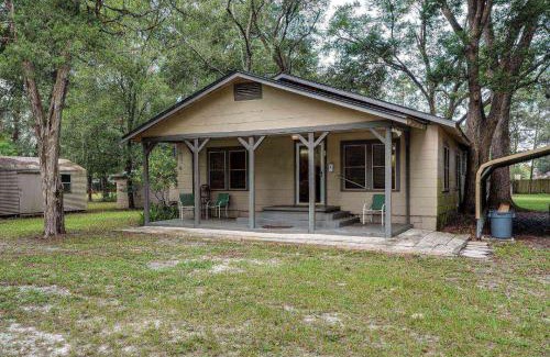 Lakeside Casa | Moody Woods