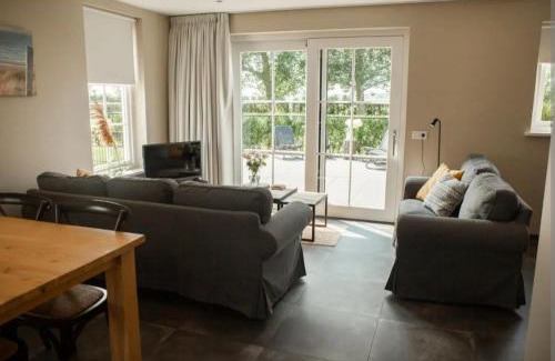 Aagtekerke Casa | Mooi, vrij gelegen vakantiehuis dichtbij zee en strand!