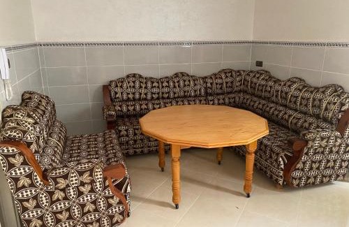 Al Hoceima Apartamento | Mooie gemeubileerde appartement 4e etage midden in de stad