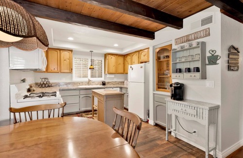 Upper Moonridge Cabina | Moon Palace #2170