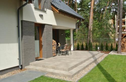 Lukecin Casa | Moon