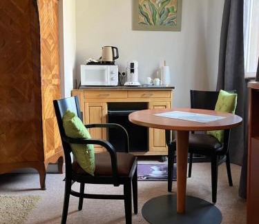 Saint-Junien Cama Y Desayuno | moon river chambre d'hote