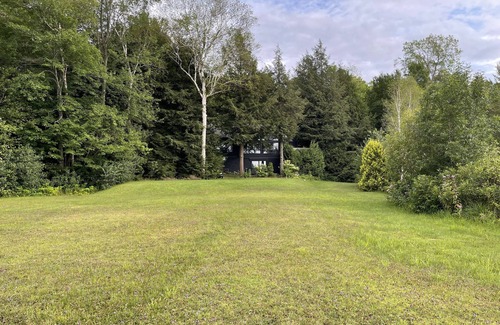 Bala Cabaña | Moon River Cottage Sanctuary With Private Beach in Bala!