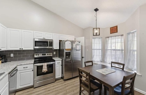 Savannah Casa | Moon River District, Updated! Wistful Washington