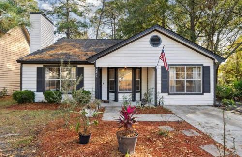 Savannah Casa | Moon River District, Updated! Wistful Washington