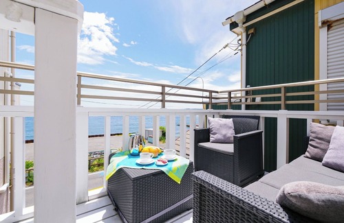 Yokosuka Casa | Moon road Oceanfront Villa with Traditional Japanese wooden bath Dry sauna / Yokosuka Kanagawa