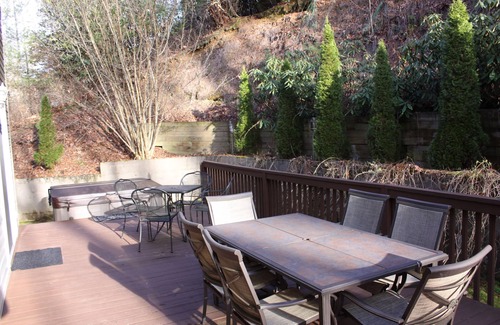 Sherwood Forest Casa | Moondance - Caminata / Bicicleta / Golf / Relax con bañera de hidromasaje - Brevard / DuPont / Caesars H