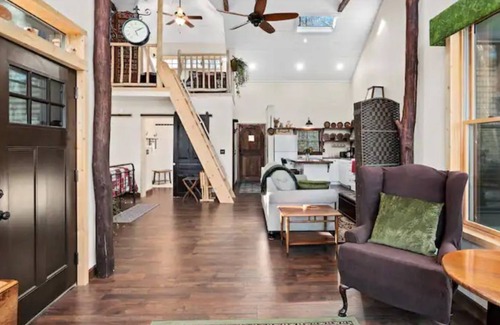 Unicoi Cabaña | Moongate Cottage