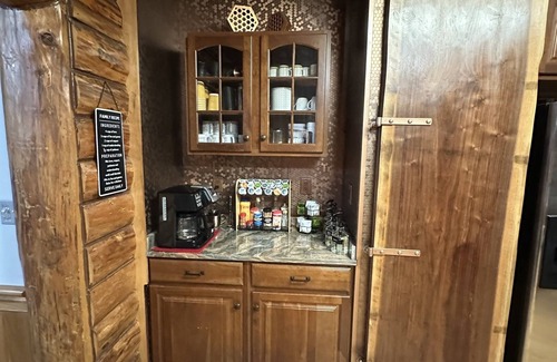 Coudersport Cabina | Moonraker 10 - Game Room Stargazing Field 1G Wi-Fi