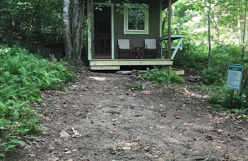Haywood Alquiler De RV | Moonshine Glamping Cabin near Old Rag Mountain in Shenandoah National Park