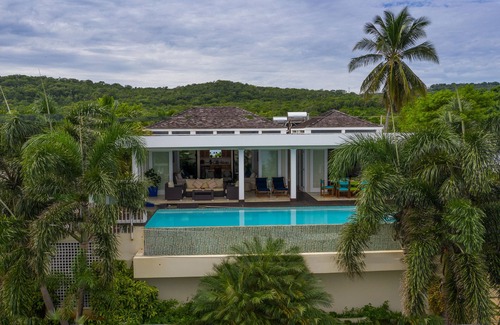 Silver Sands Villa | Villa Moonshine - Lujo redefinido en Silver Sands