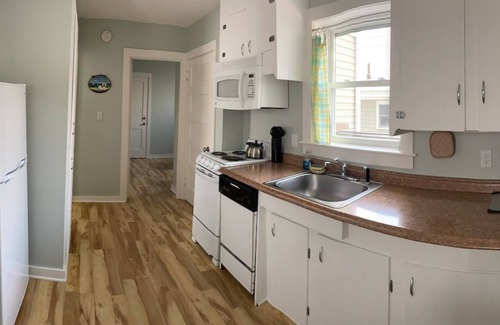 Old Orchard Beach Hotel | Moontide Motel Cabins & Apartments