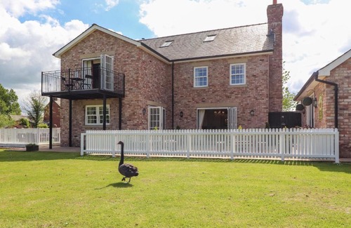 Poulton-le-Fylde Casa | Moor End Manor