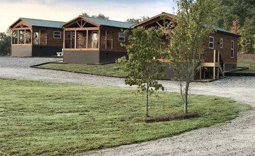 Tryon Casa | Moore Road Cabin 3 Pet Friendly