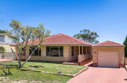 Guilderton Casa | Moore than a Shack