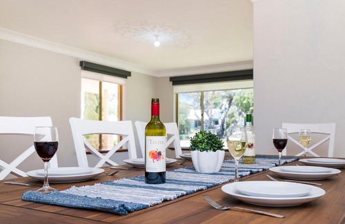 Guilderton Casa | Moore than a Shack