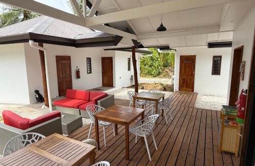 Teavaro Cama Y Desayuno | MOOREA CHILL and BEACH LODGE