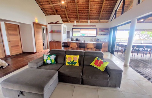 Temae Chalet De Esquí | MOOREA - Fare Coraline Right