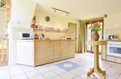 Sticklepath Casa | MOORHAVEN, pet friendly, with open fire in Chagford