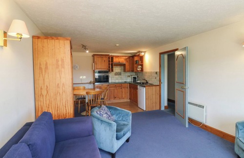 Kingsteignton Cabaña | MOORHEN, pet friendly in Kingsteignton