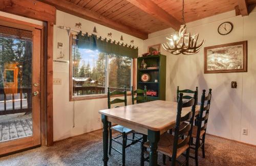 Carnelian Bay Casa | Moose Cabin Year Round Outdoor Fun w BBQ