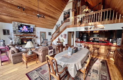 Newland Chalet De Esquí | Moose Head Lodge en Linville Land Harbor en vista al lago