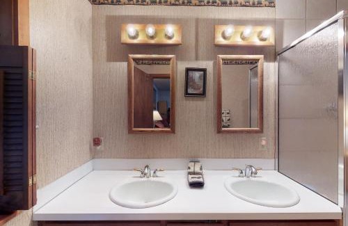 McCall Casa | Moose Lodge